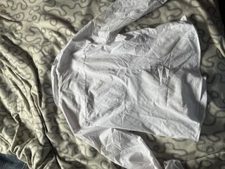 Camiseta blanca arrugada