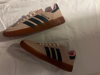 Adidas Spezial Beige y Rosa