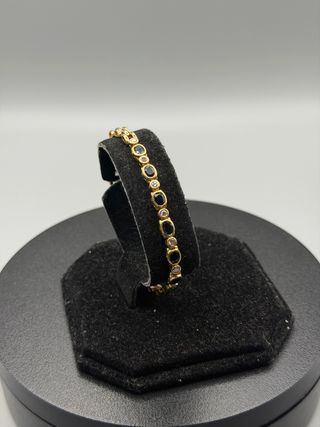 Pulsera de oro de 18k con diamantes y zafiro