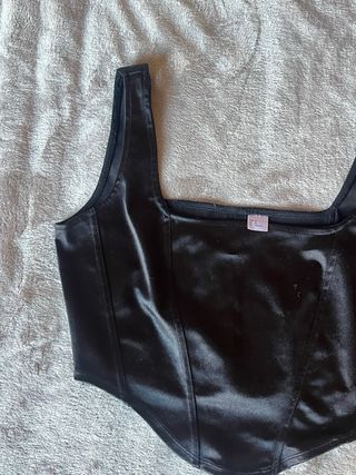 Top Corsé Negro Satén