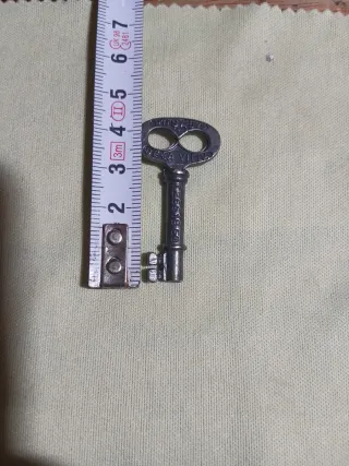 Llave antigua decorativa ROSARIO DE LA VILLA