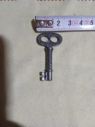 Llave antigua decorativa ROSARIO DE LA VILLA