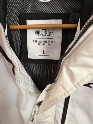 Cazadora invierno Hollister Co. Sin estrenar.