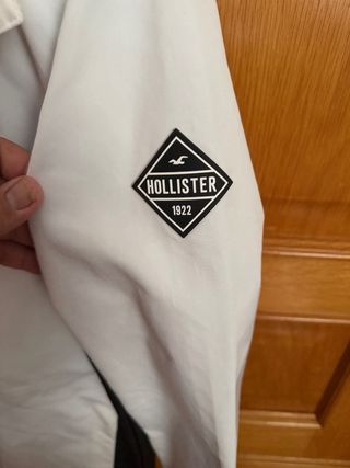 Cazadora invierno Hollister Co. Sin estrenar.