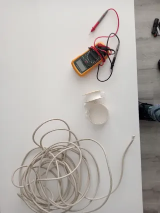 Caja de herramientas y accesorios varios