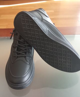Zapatillas casuales media caña Sin Estrenar