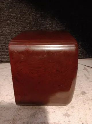 Radio de válvulas antigua