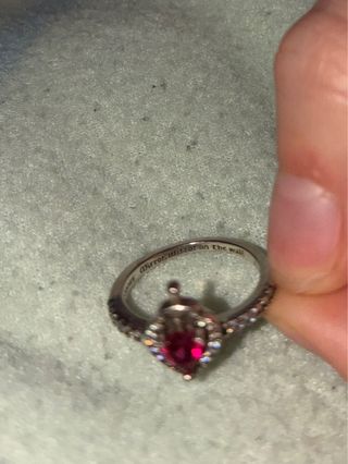 Anillo Corazón y Espada colección de Disney.