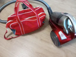 Aspirador Hoover Reactiv sin bolsa