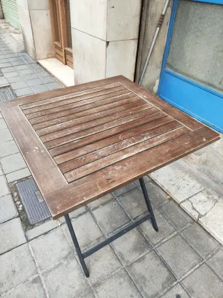 Mesa de madera exterior plegable