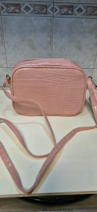 Borsetta donna rosa effetto coccodrillo