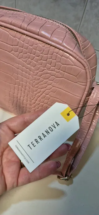 Borsetta donna rosa effetto coccodrillo