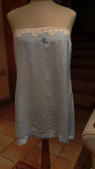 Camisola de seda antigua.