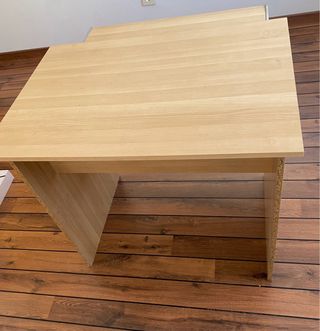 Escritorio madera con bandeja