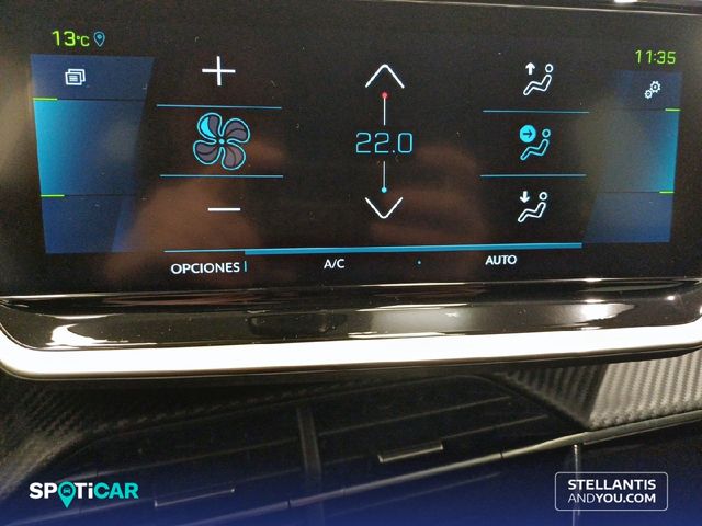 Peugeot e-208 2023