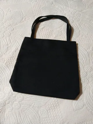 Piccola borsetta nera