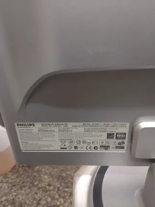 Pantalla Philips Plata