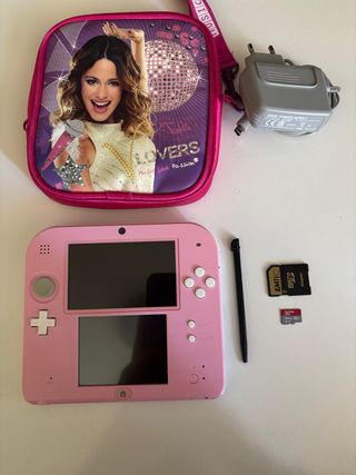Nintendo 2DS Rosa con custodia e caricatore