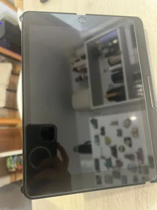 Vendo o cambio Ipad 9 Generación+ lápiz+ funda cin