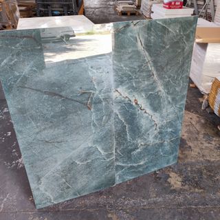 LOTE 70M2 IMITACIÓN MARMOL VERDE 60x120