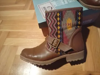 Botines Mustang Étnicos Talla 38