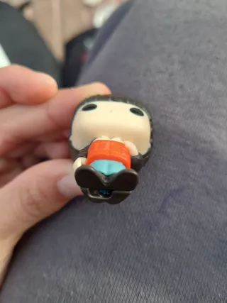 Figura coleccionable huevo Kinder