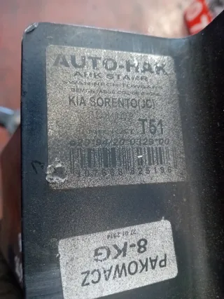 Enganche de remolque usado Kia Sorento 2008