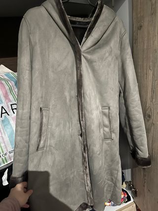 Chaqueta Unigloo gris con capucha