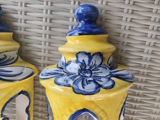 Pareja Apliques Cerámica Esmaltada Azul y Amarillo