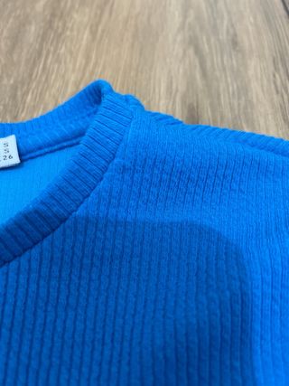 Camiseta manga larga azul Stradivarius