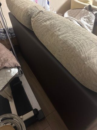 Sofá de 2 plazas tela