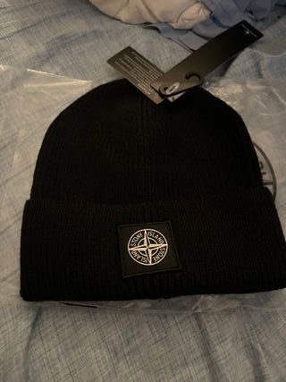 Cappello Stone Island Nero Nuovo