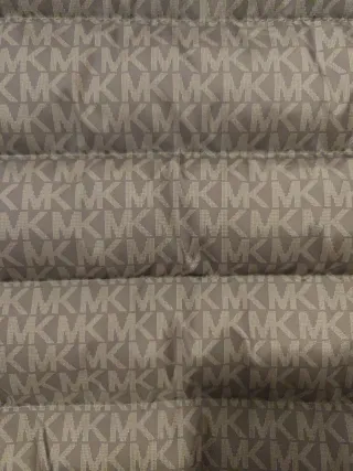 Chaleco Michael Kors Nuevo  acolchado,  Original.