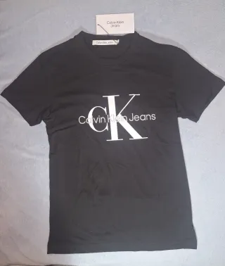 Camiseta Calvin Klein original negra