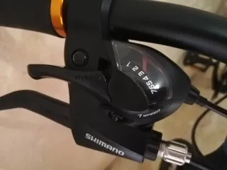 Bici MTB Marca: GIANT, Modelo: LIV BLISS, 27.5", S