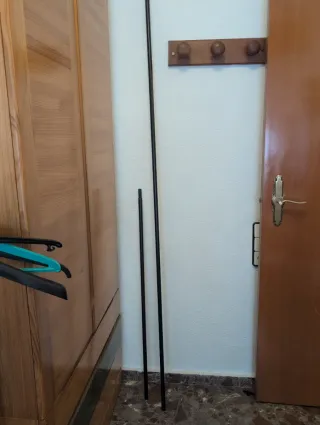 Barras de cortina metálicas negras