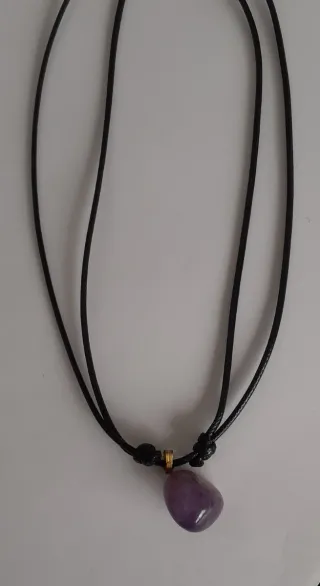 Colgante Amatista con Cordón regulable.