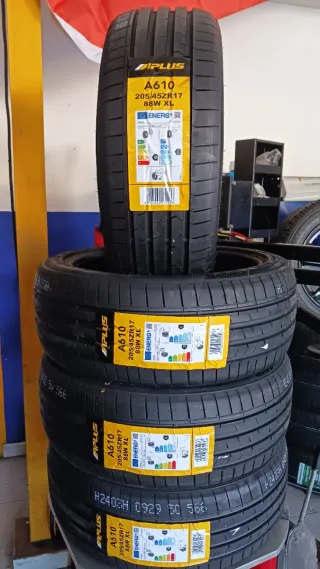 205/45 R17 88W APLUS A610