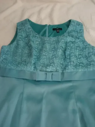 Vestido azul verdoso con encaje talla 50