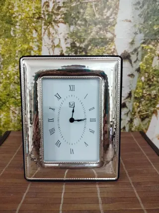Orologio/sveglia da tavolo cornice argento ,nuovo