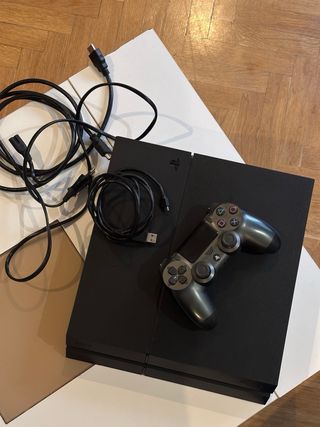 Consola PS4 Sony Negra + Mando