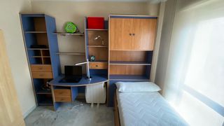 Dormitorio modular dos camas