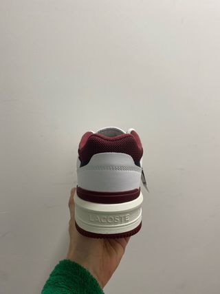 Zapatilla Lacoste Blanca y Roja