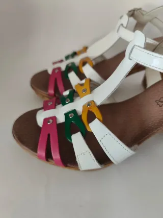 Sandalias de chica N°35 de Jordana.