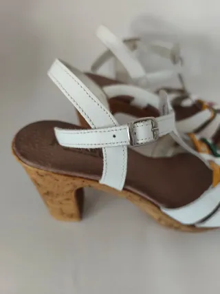 Sandalias de chica N°35 de Jordana.