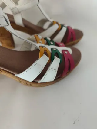 Sandalias de chica N°35 de Jordana.