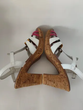 Sandalias de chica N°35 de Jordana.