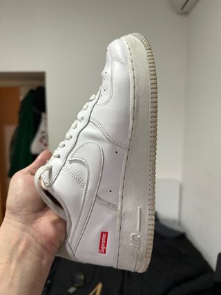 Nike Air Force 1 Low Supreme Bianche