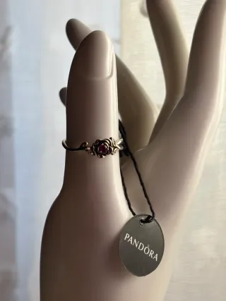 Anillo Pandora Rosa La Bella y La Bestia