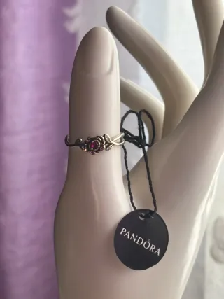 Anillo Pandora Rosa La Bella y La Bestia